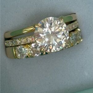 NWOT 3PC Stunning Golden Tone Bridal Round 2ct Simulated diamonds ring in 7